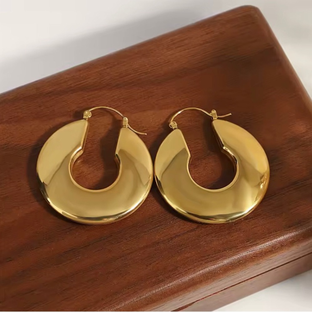 Gold Open Circle Hoop Earrings - Women Jewelry